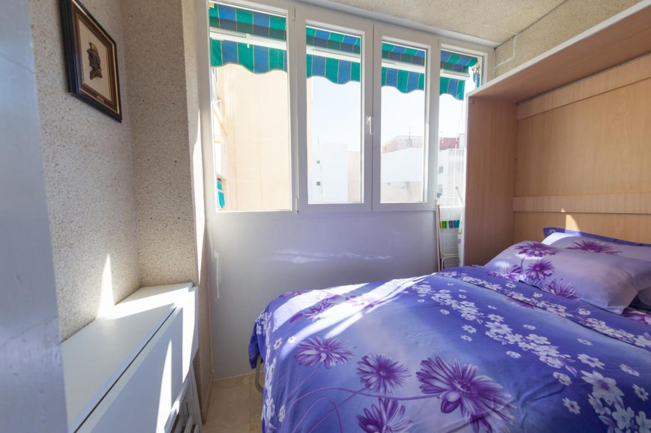 Студия На Белоснежном Пляже Los Locos Torrevieja Bagian luar foto