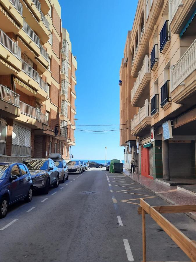 Студия На Белоснежном Пляже Los Locos Torrevieja Bagian luar foto