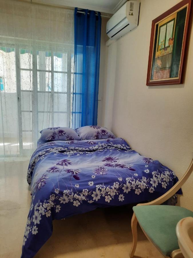 Студия На Белоснежном Пляже Los Locos Torrevieja Bagian luar foto