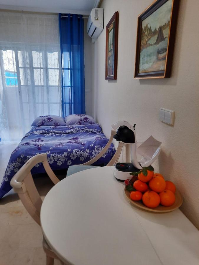 Студия На Белоснежном Пляже Los Locos Torrevieja Bagian luar foto